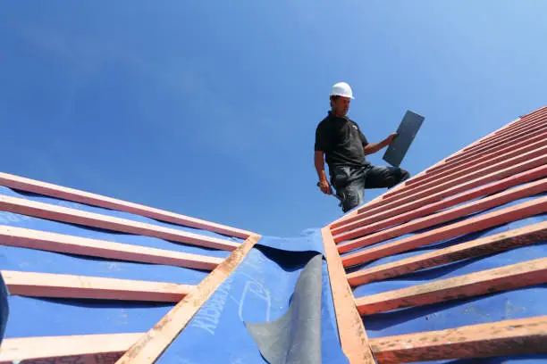 Travaux de toiture à La Ferté-Gaucher par Expertises Tuilage Faitage et Etanchéité